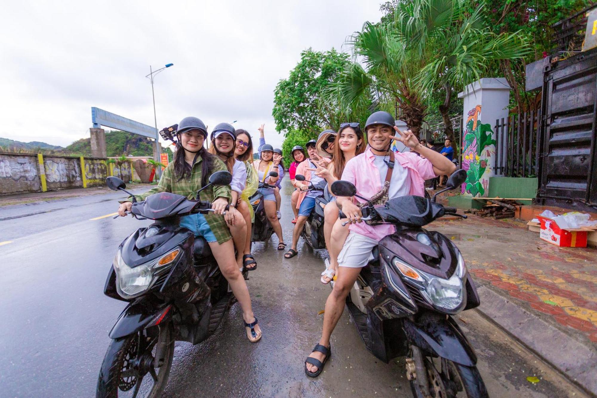 Republic Hostel Cat Ba Xuan Dam エクステリア 写真