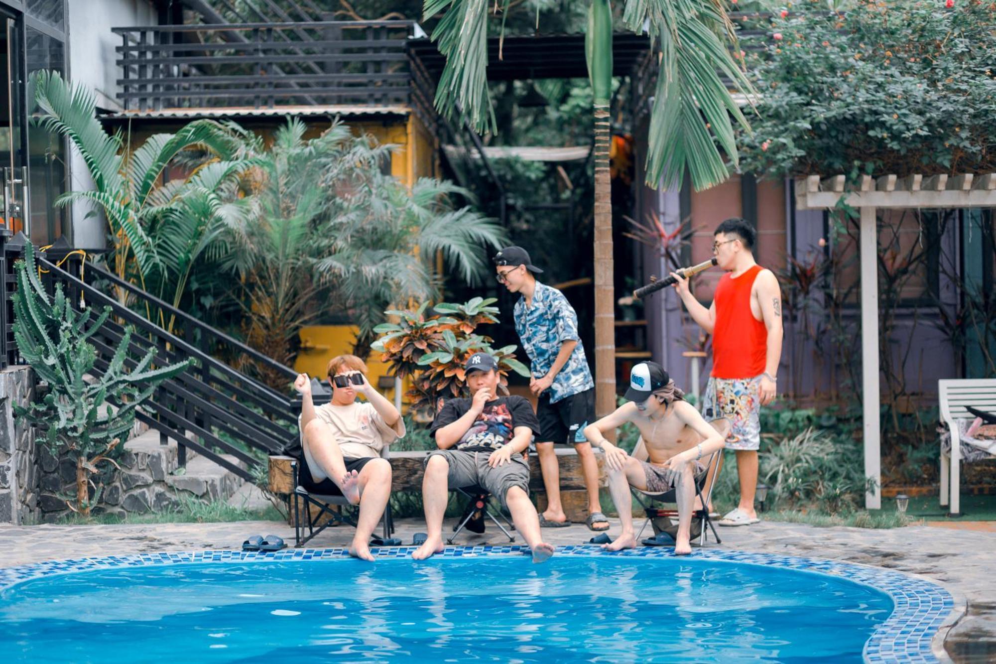 Republic Hostel Cat Ba Xuan Dam エクステリア 写真