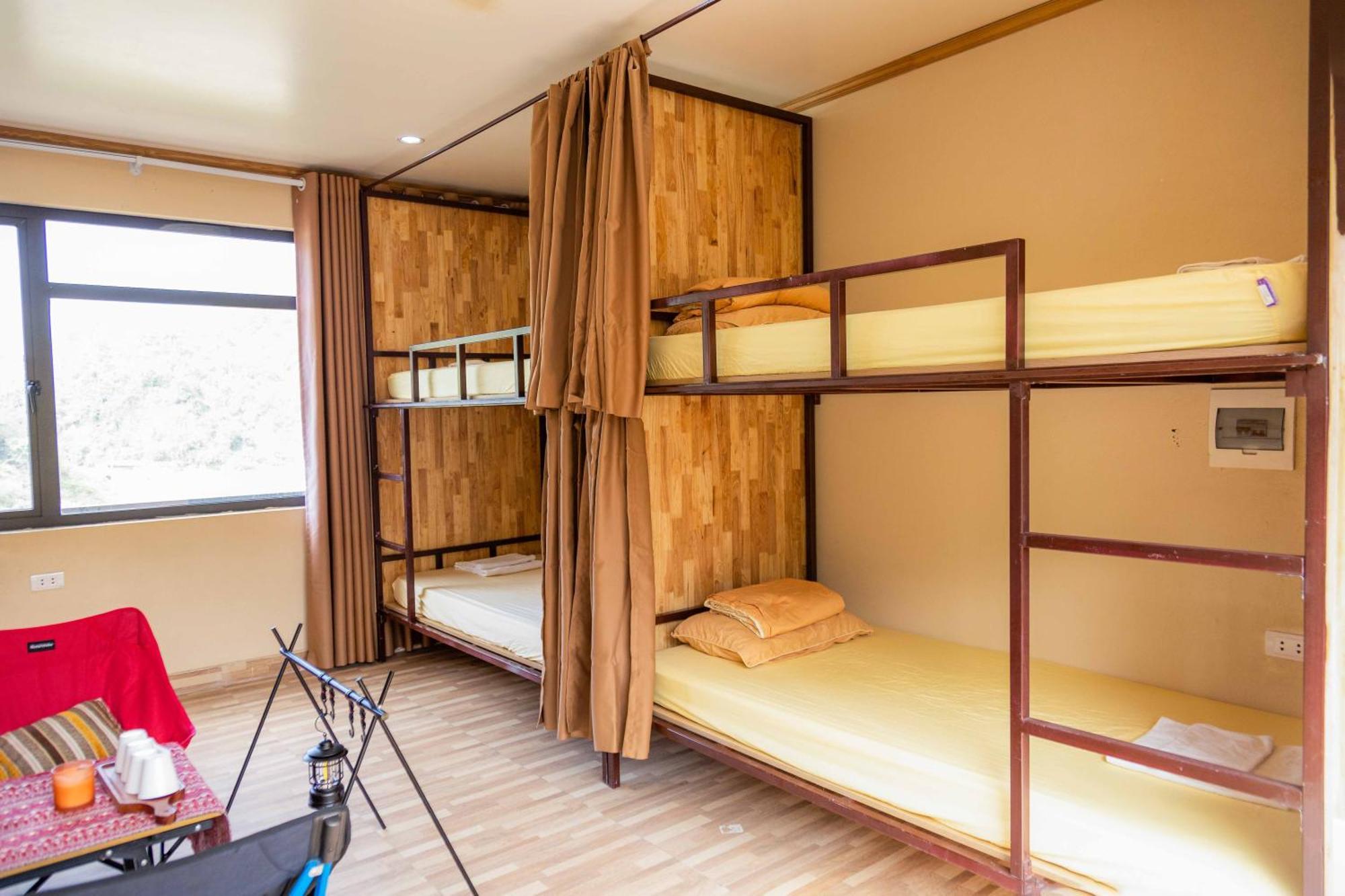 Republic Hostel Cat Ba Xuan Dam エクステリア 写真