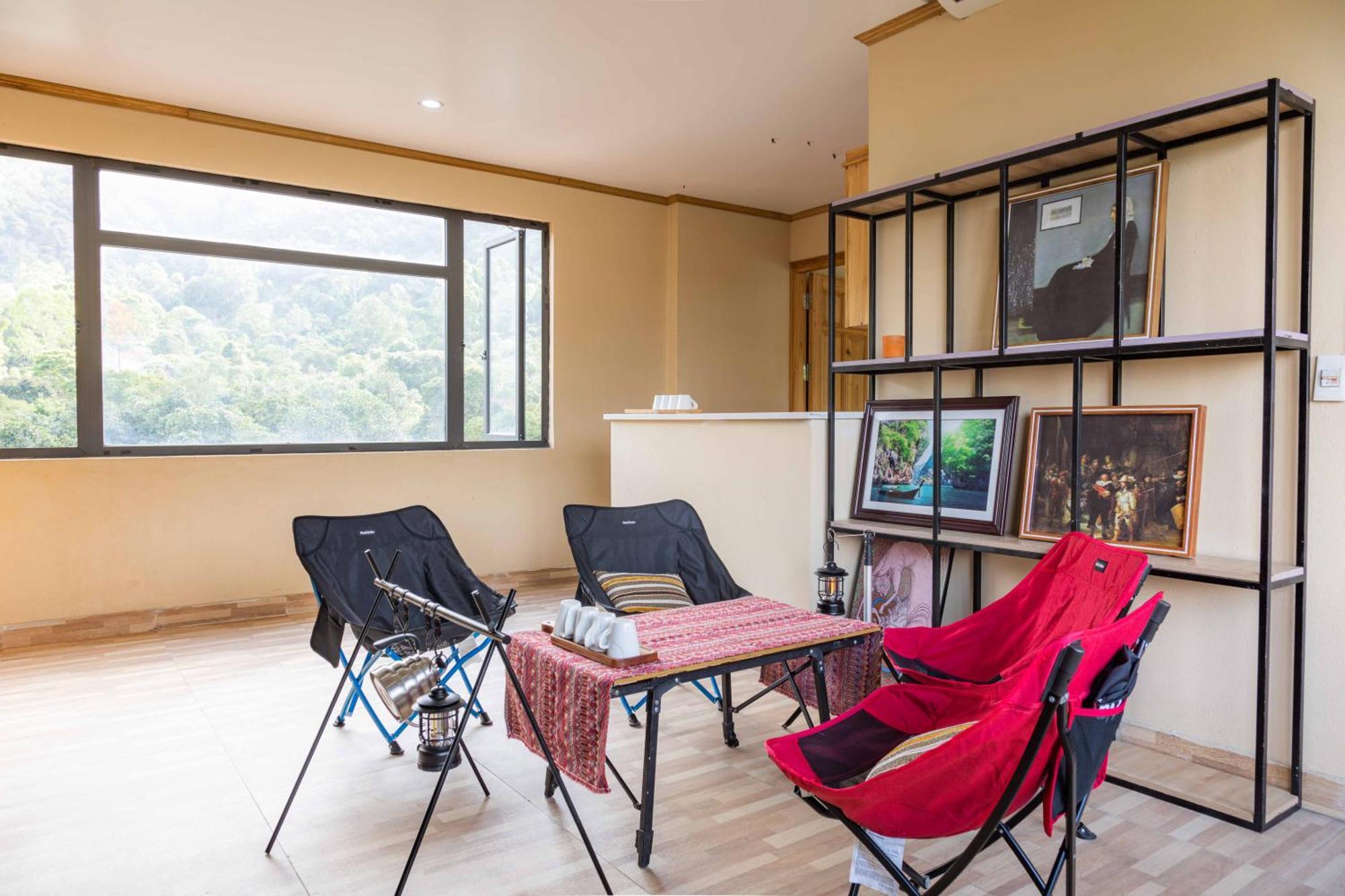 Republic Hostel Cat Ba Xuan Dam エクステリア 写真